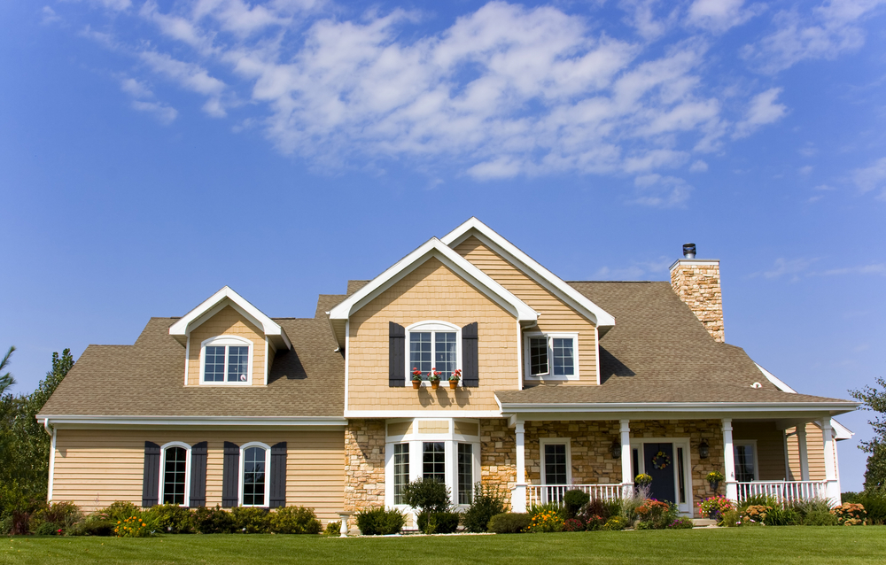 Why You Should Consider Curb Appeal When Replacing Your Roof